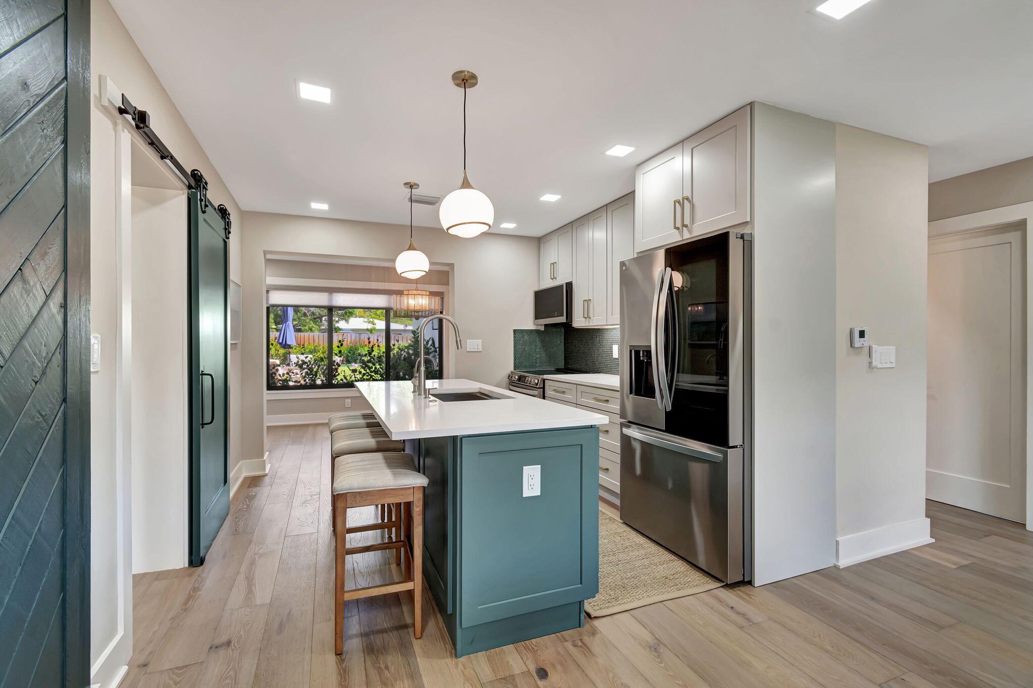 HIGH POINT - Residential