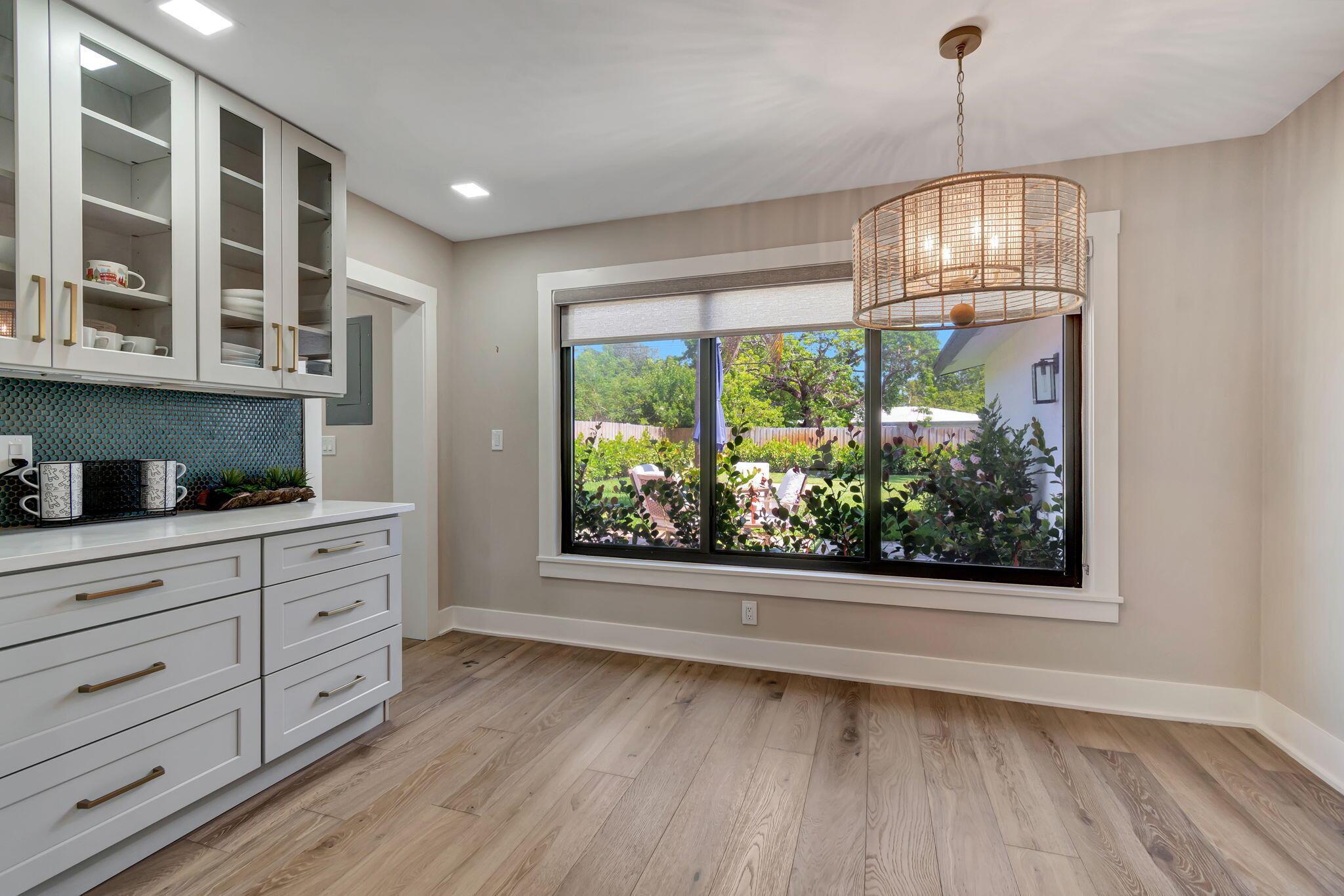 HIGH POINT - Residential