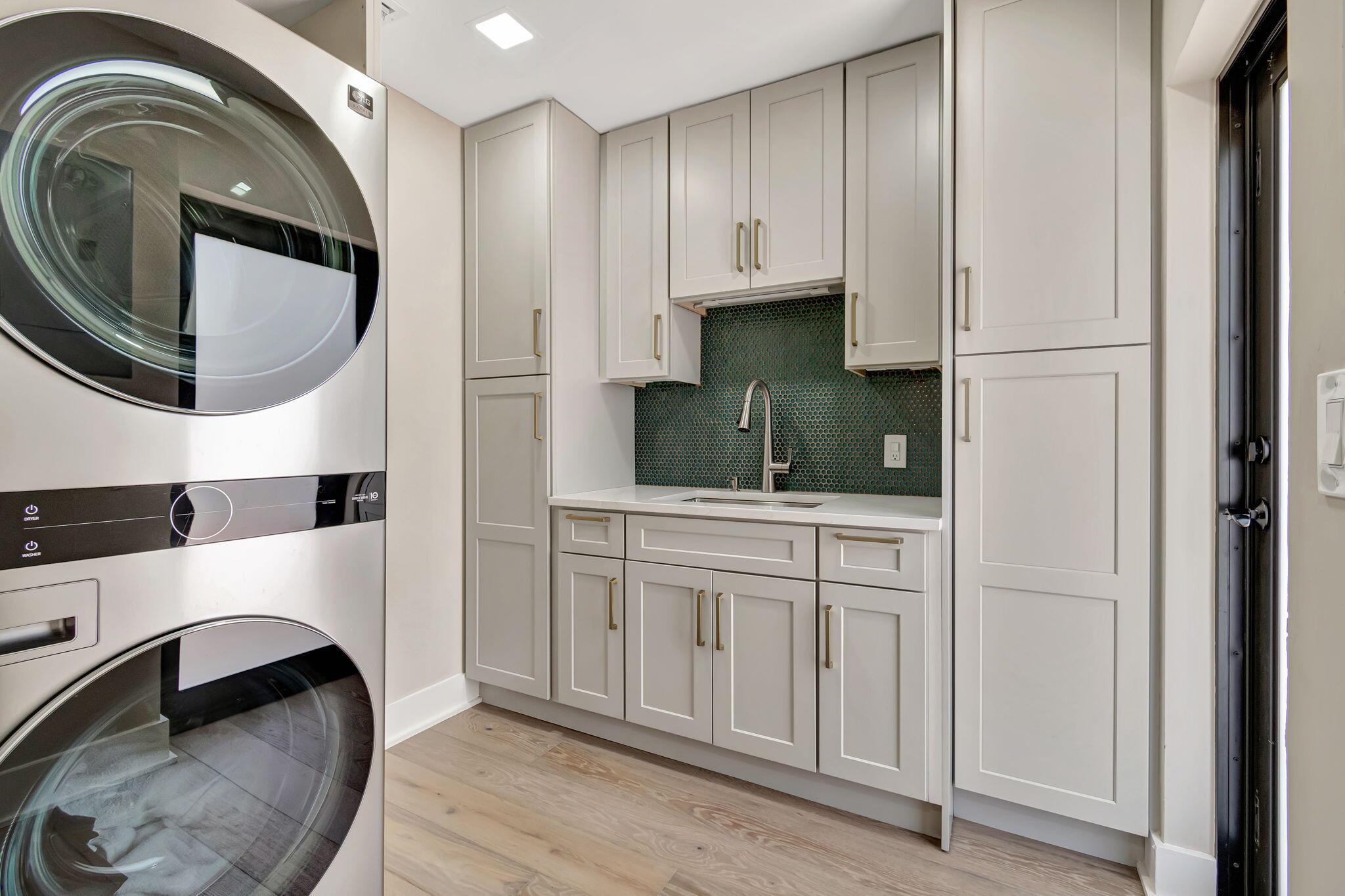 HIGH POINT - Residential