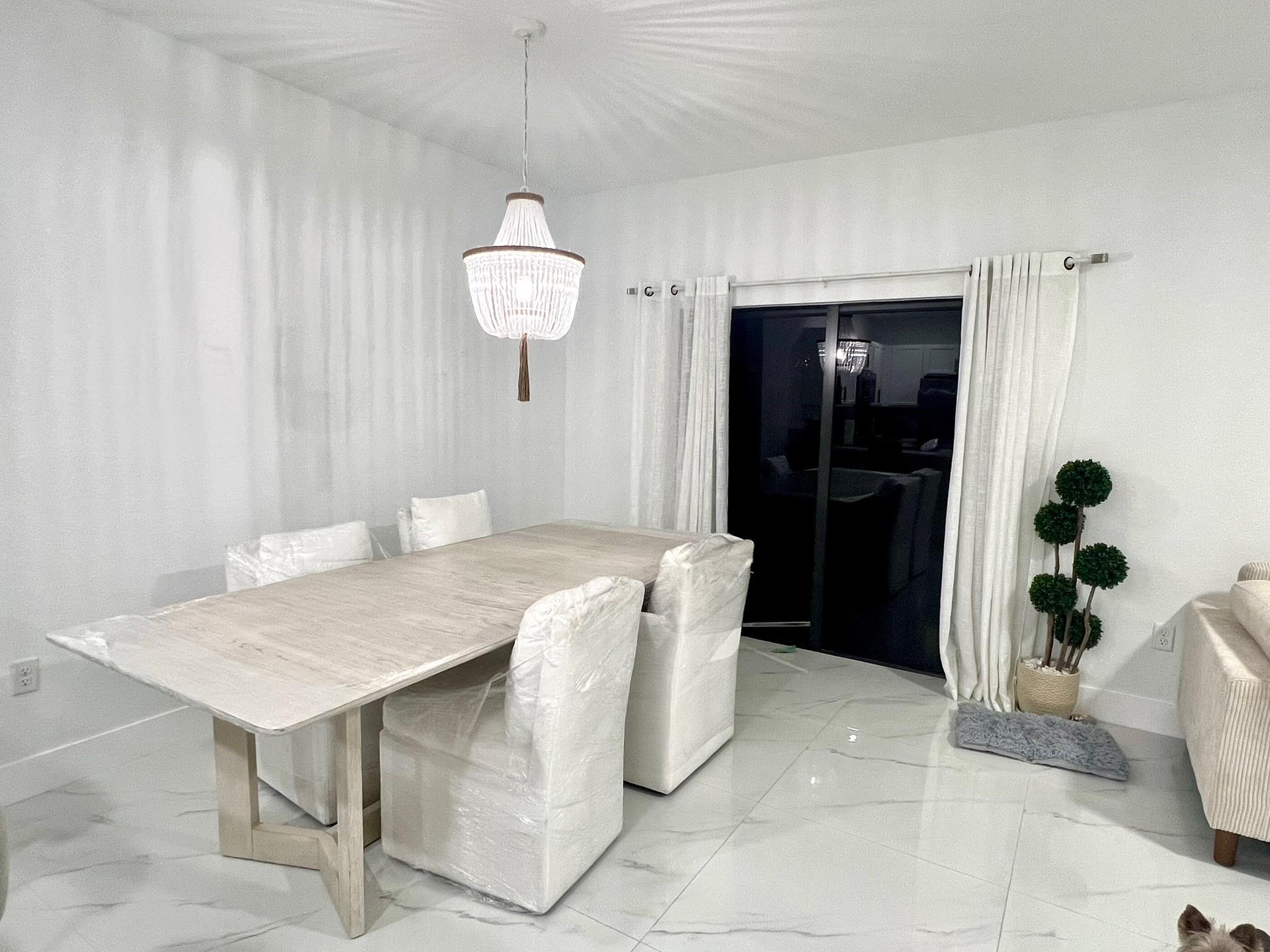 BAY WIND/DOMIICA & ELEUTH - Residential