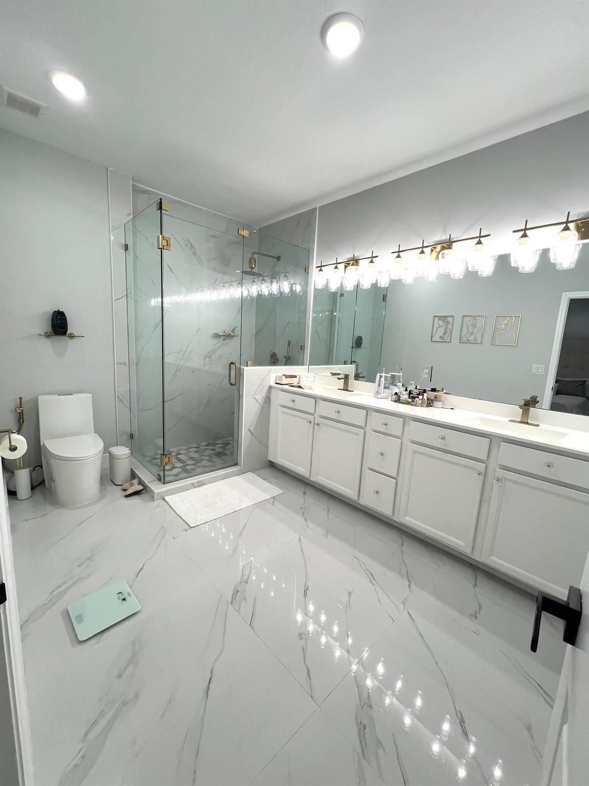 BAY WIND/DOMIICA & ELEUTH - Residential