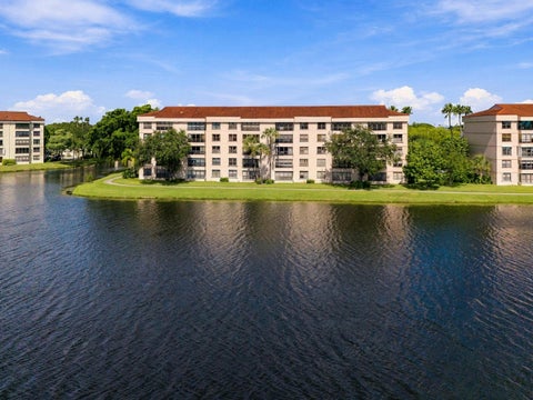 Tiny photo for 2768 CARAMBOLA Circle S #302, Coconut Creek, FL 33066 (MLS # B26090824)