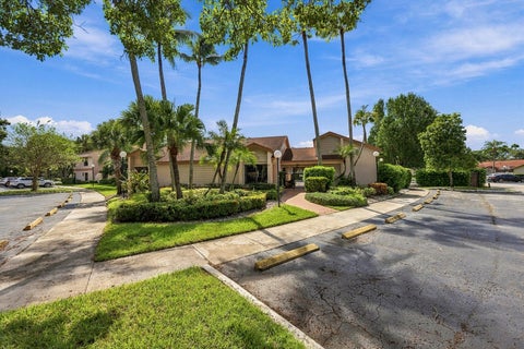 Tiny photo for 2768 CARAMBOLA Circle S #302, Coconut Creek, FL 33066 (MLS # B26090824)