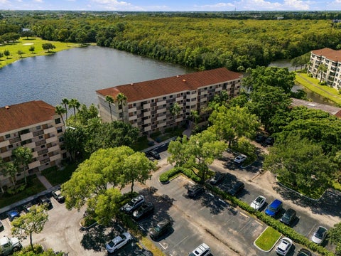 Tiny photo for 2768 CARAMBOLA Circle S #302, Coconut Creek, FL 33066 (MLS # B26090824)