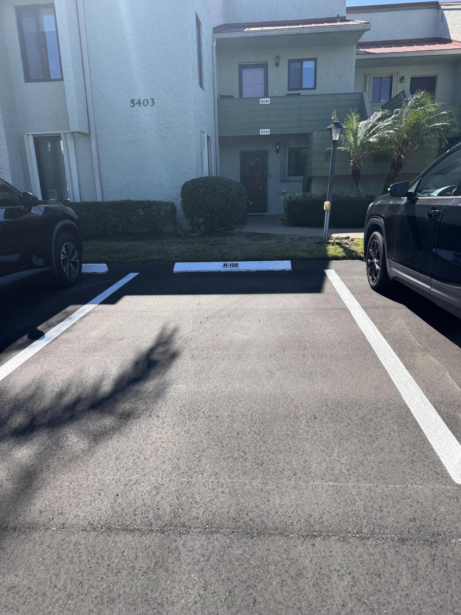 MILES GRANT CONDO - Residential Lease