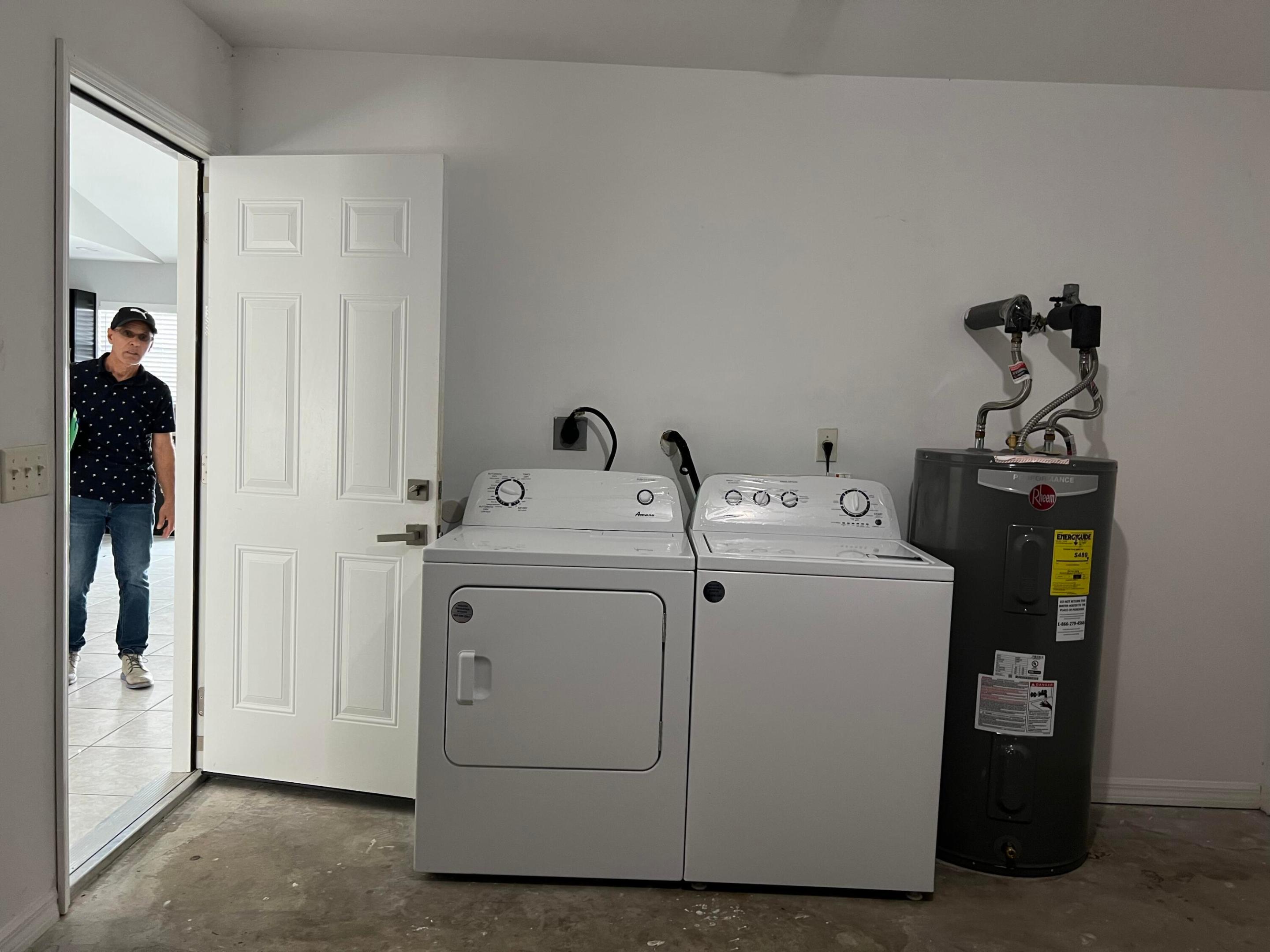 GREENVIEW SHORES - Residential Lease
