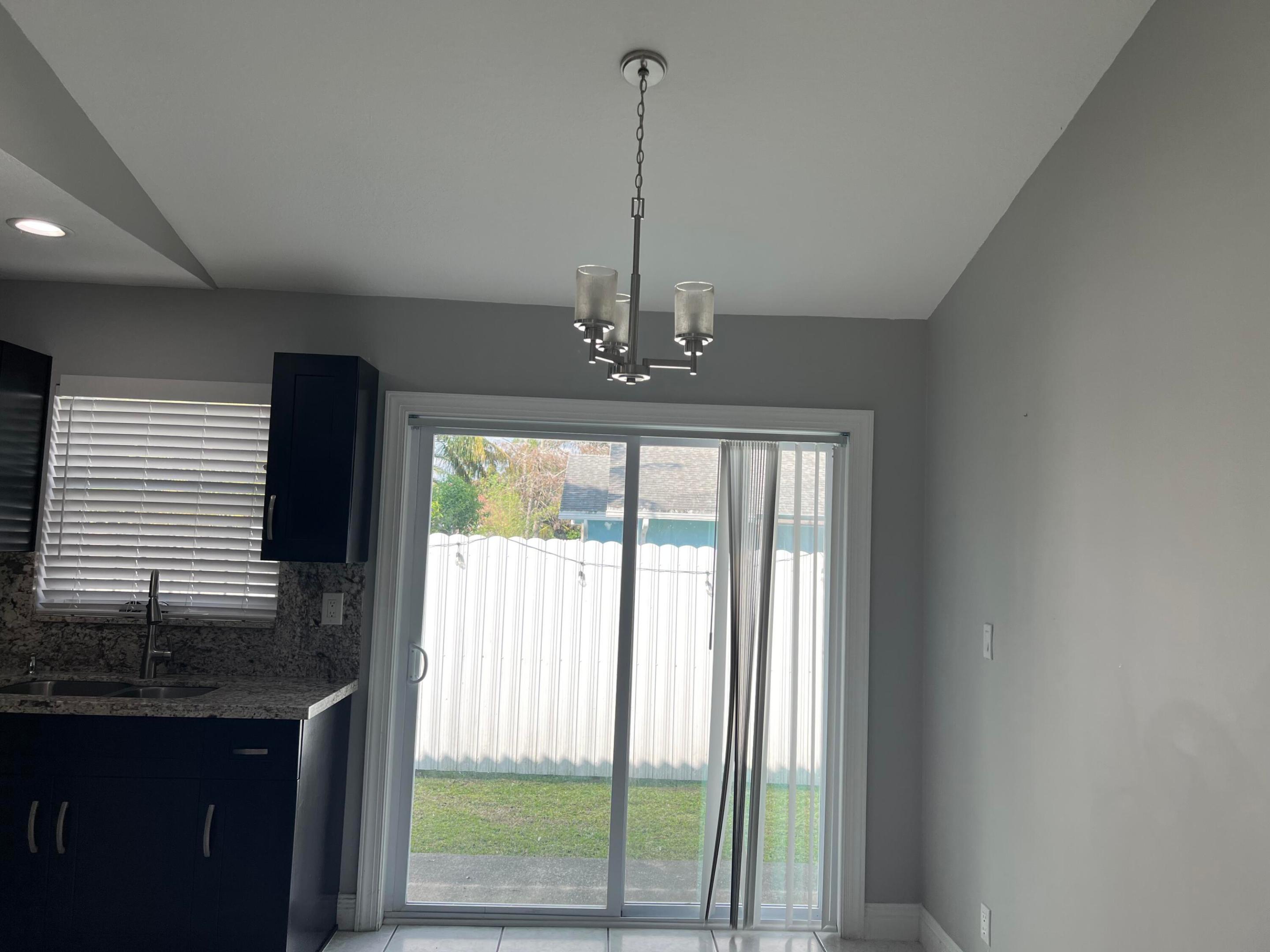 GREENVIEW SHORES - Residential Lease