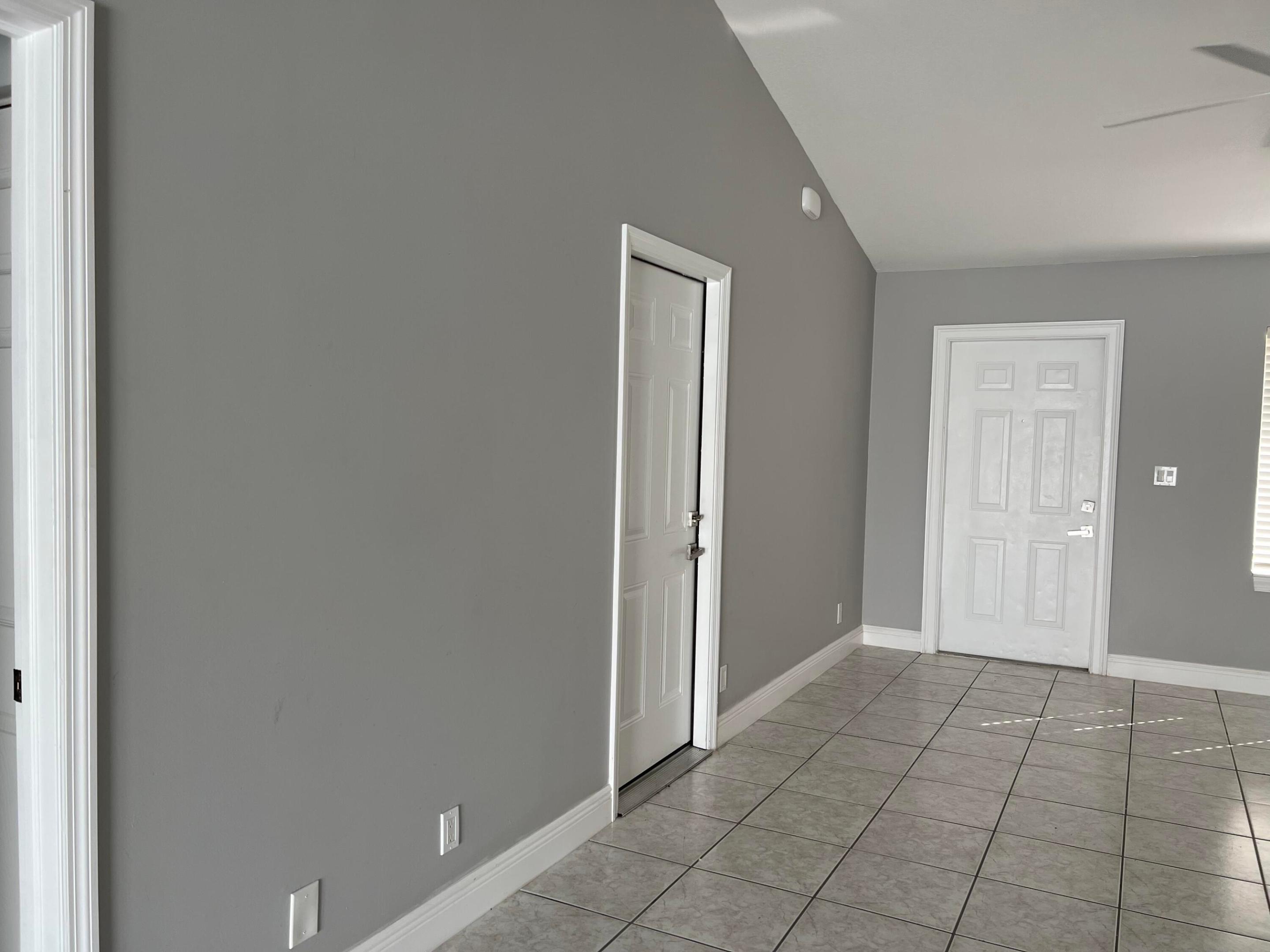 GREENVIEW SHORES - Residential Lease