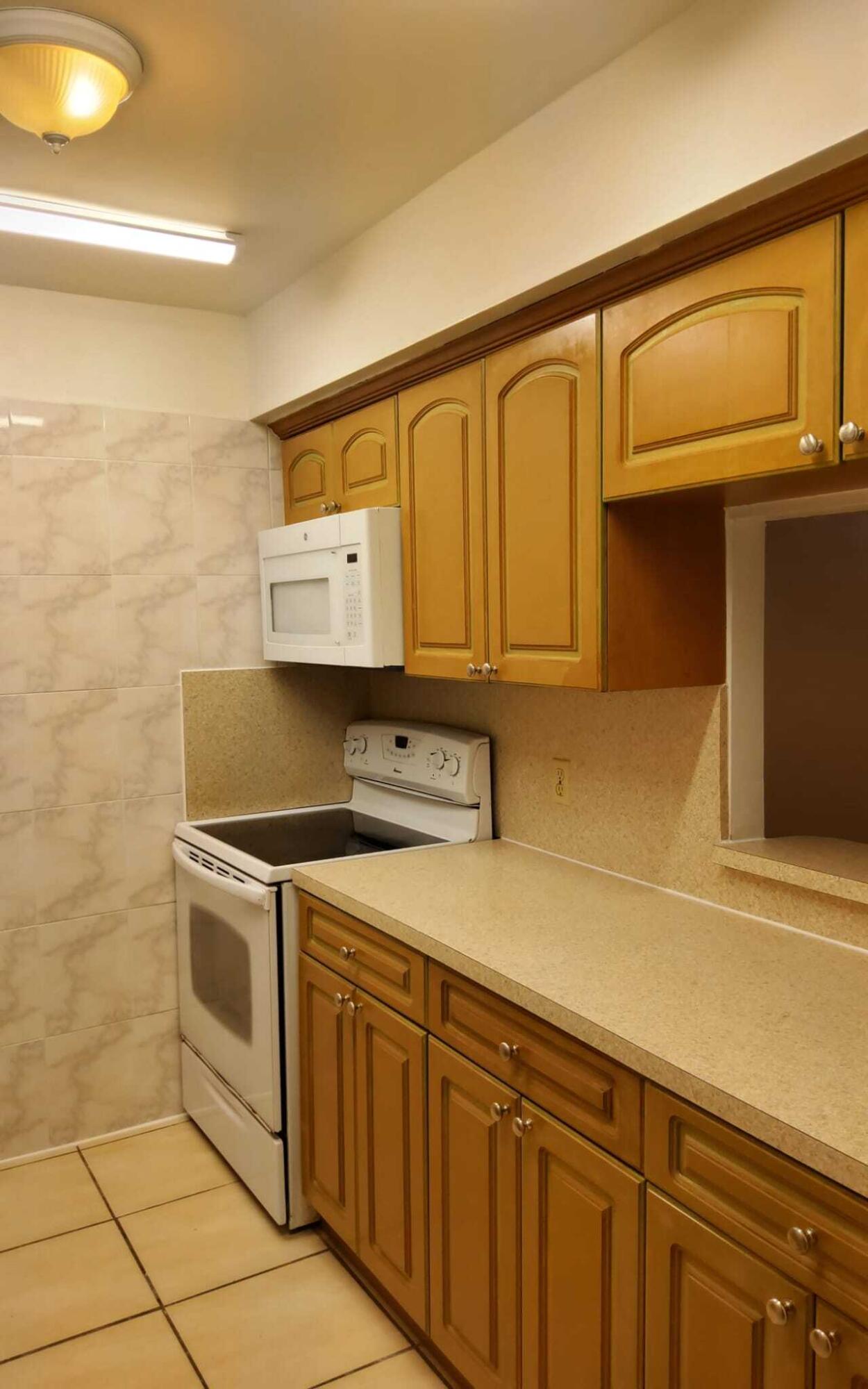 GREENWAY VILLAGE SOUTH CONDO 1 - Residential