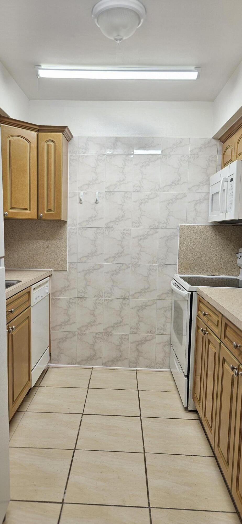 12003 Poinciana Boulevard 204