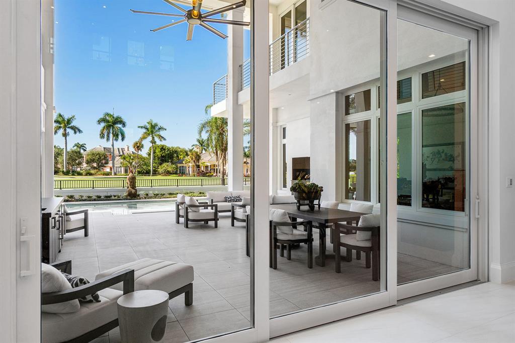 ROYAL PALM YACHT & COUNTRY CLUB - Residential