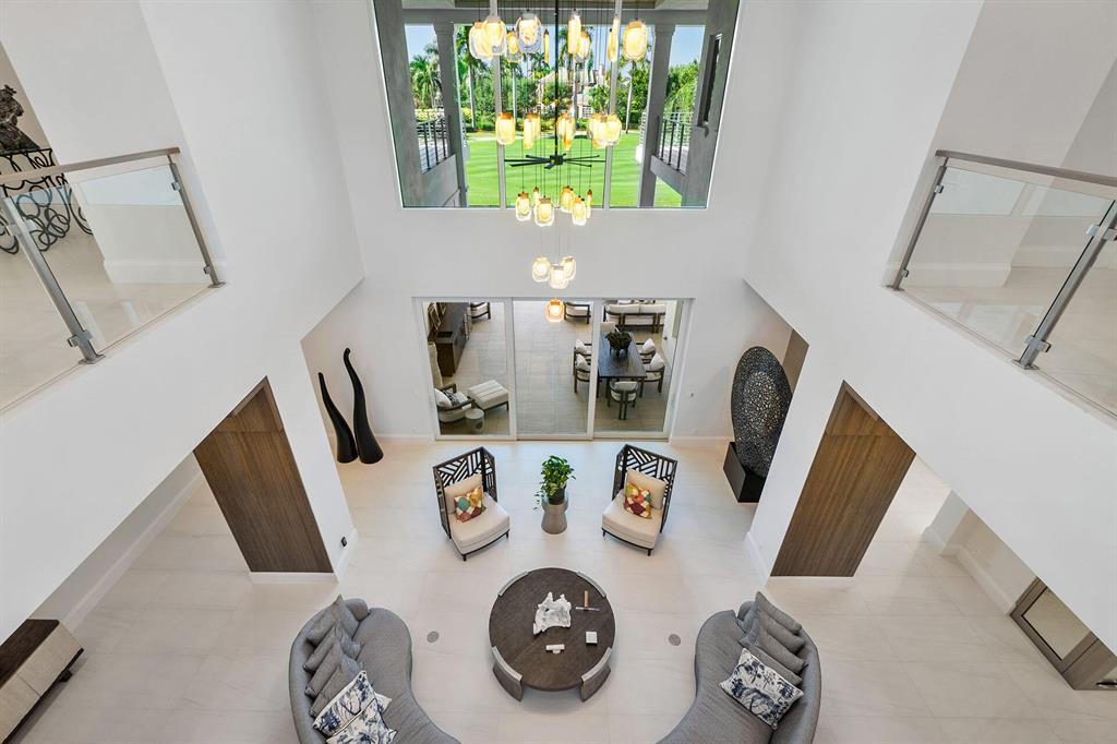 ROYAL PALM YACHT & COUNTRY CLUB - Residential