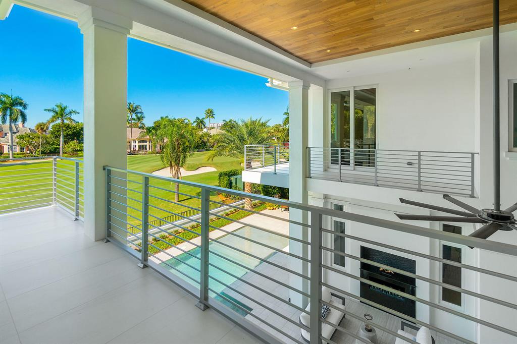 ROYAL PALM YACHT & COUNTRY CLUB - Residential