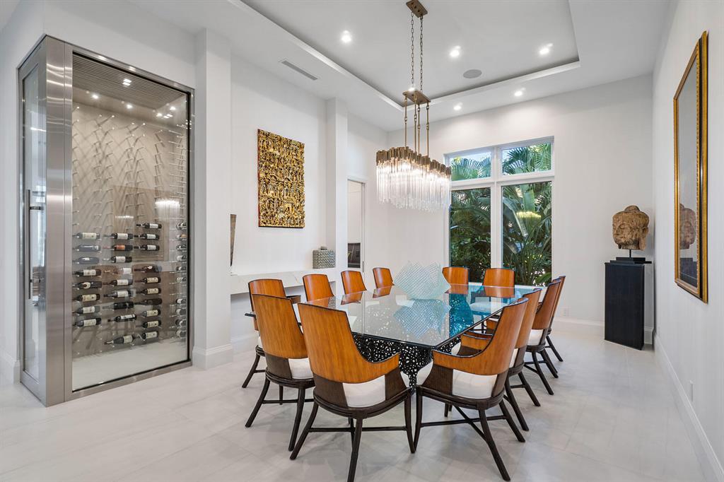 ROYAL PALM YACHT & COUNTRY CLUB - Residential