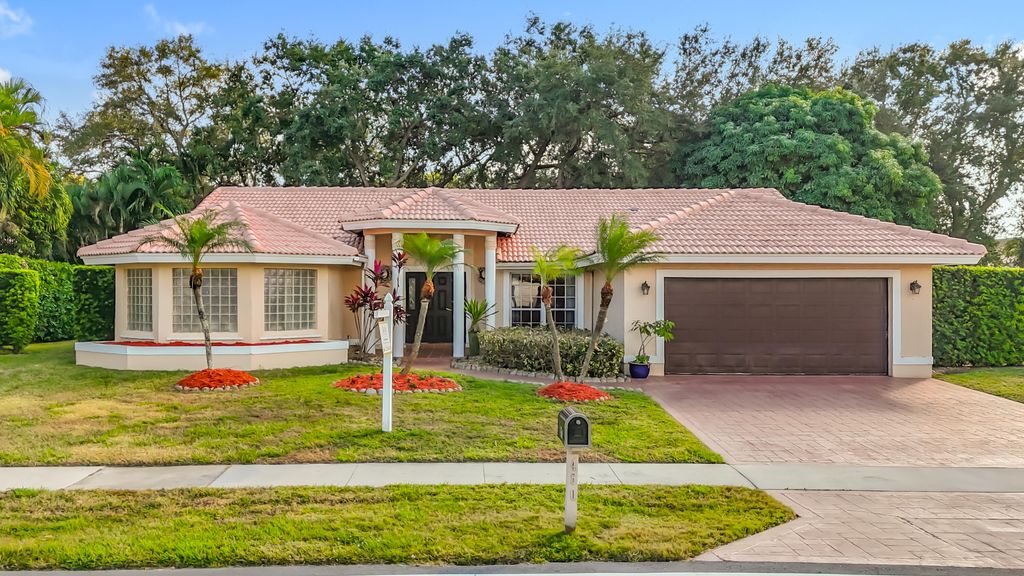 Photo of 450 NW 53rd Street, Boca Raton, FL 33487 (MLS # R11136919)