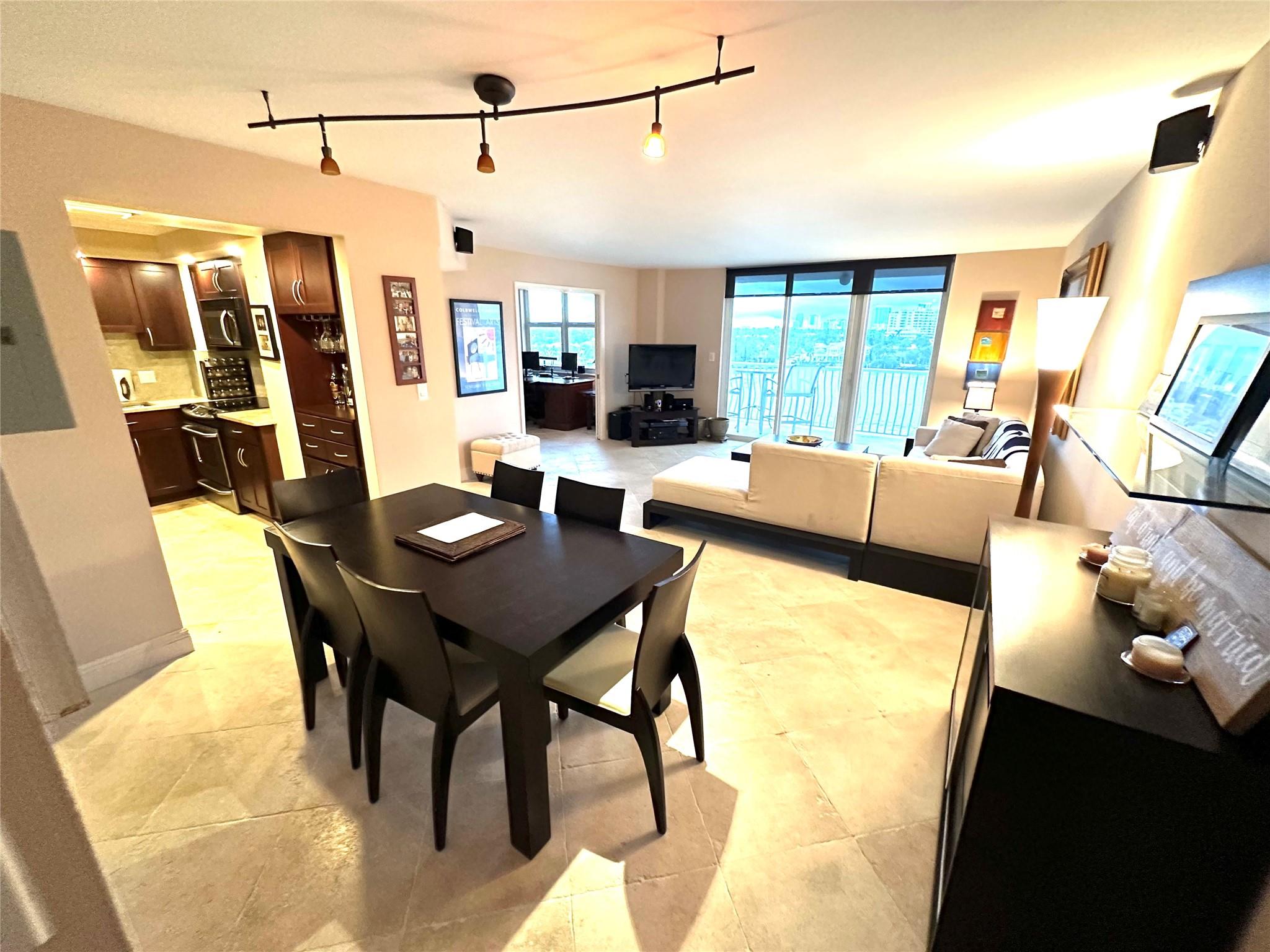 Venetian Condominium - Residential