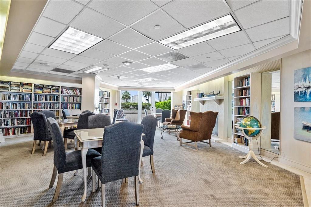 Venetian Condominium - Residential