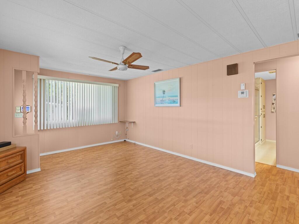 Pinelake Village - Residential