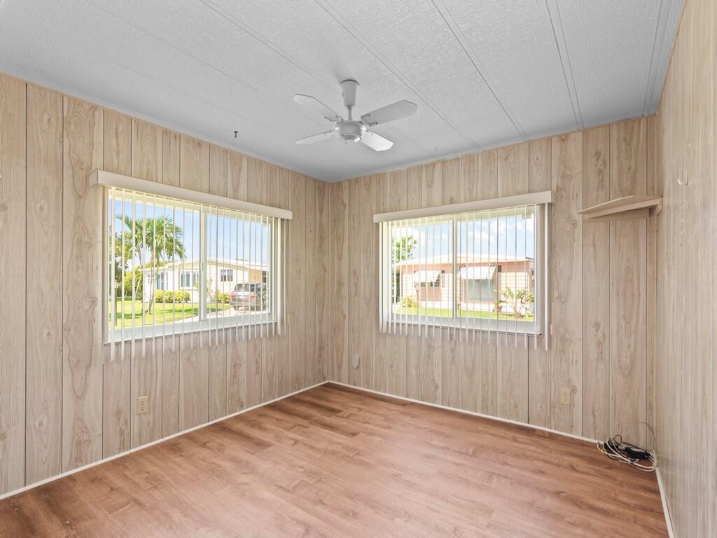 Pinelake Village - Residential