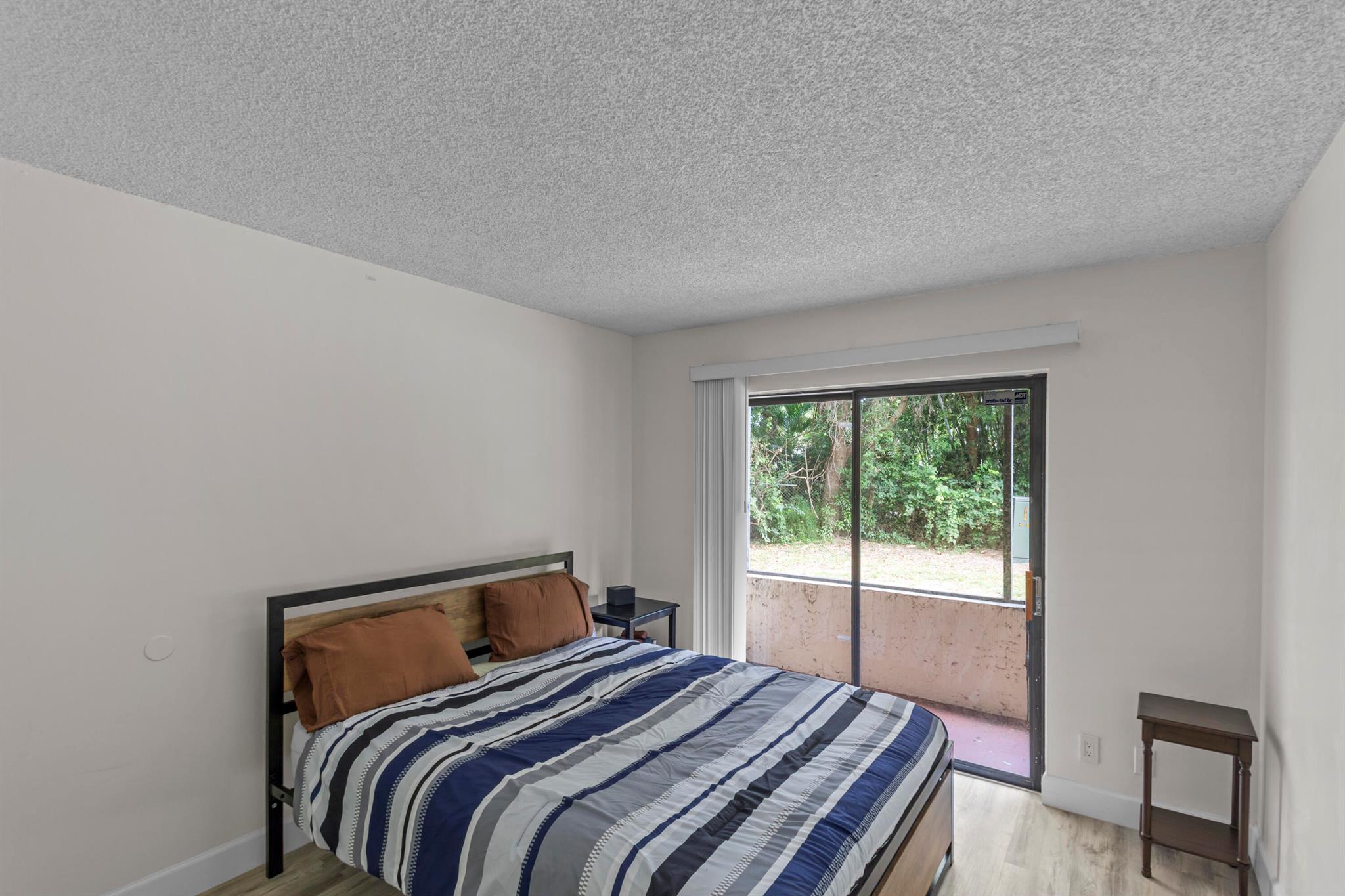 PRESIDENTIAL GOLFVIEW CON - Residential