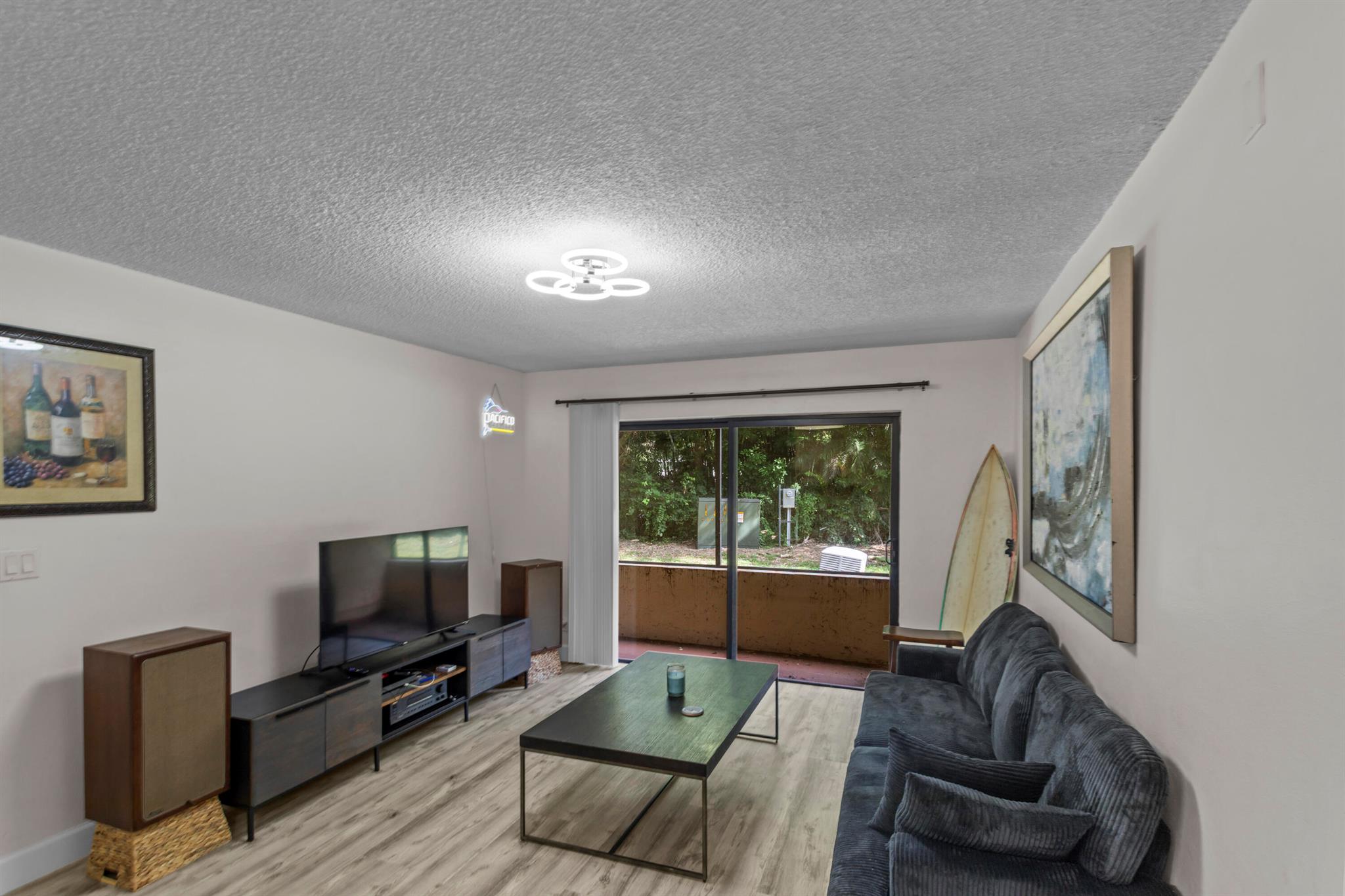 2000 N Congress Avenue 106