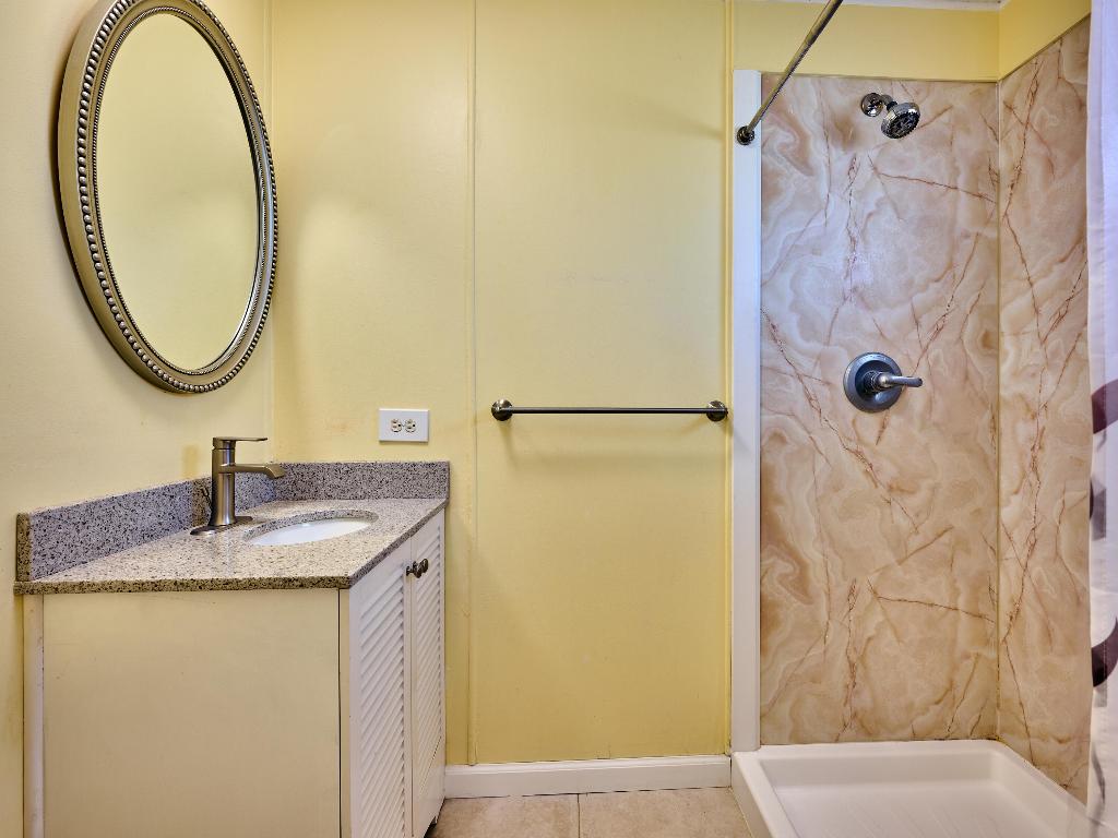 RIDGEWAY - Residential