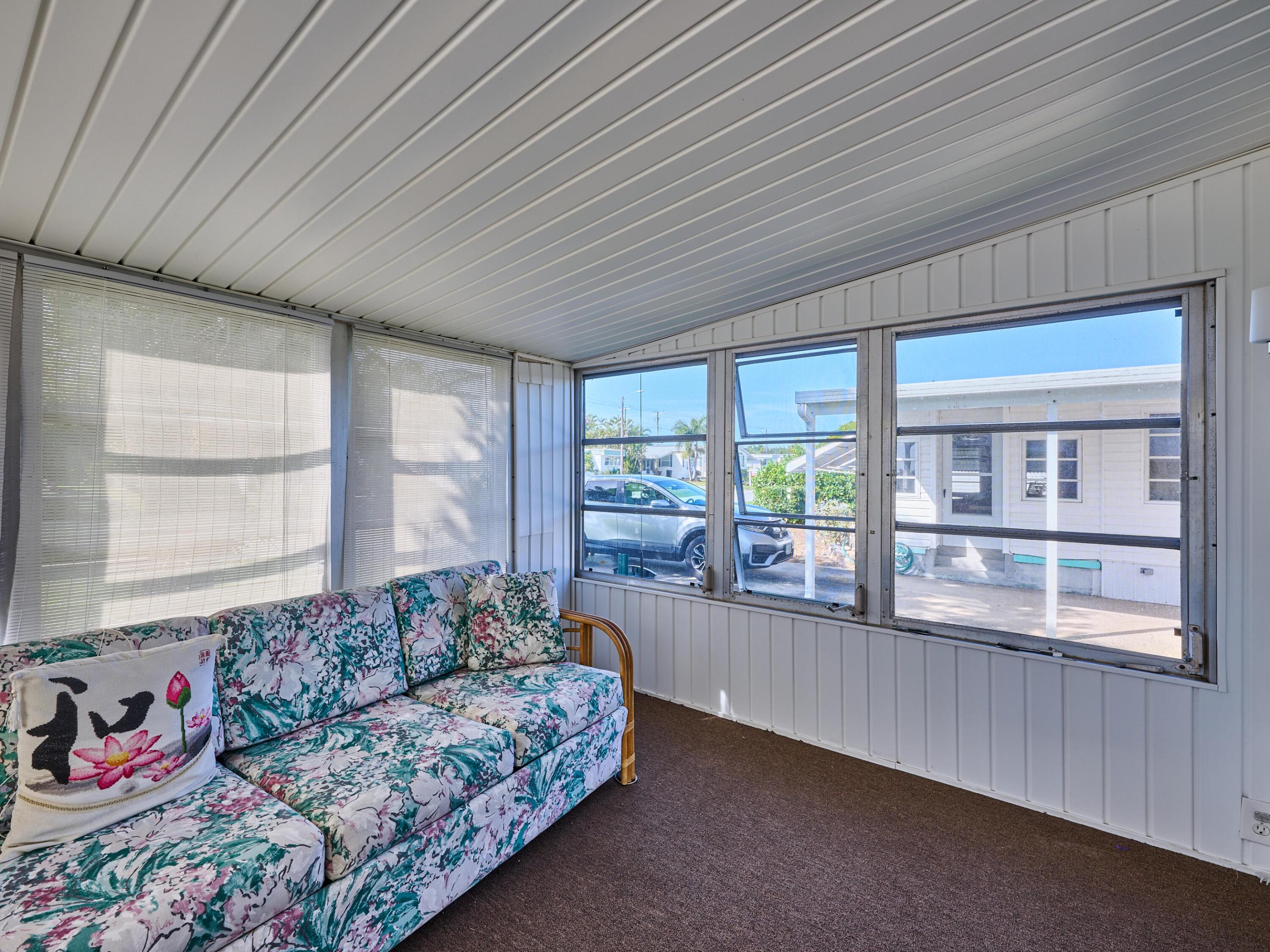 RIDGEWAY - Residential