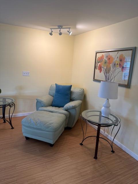 RIDGEWAY - Residential