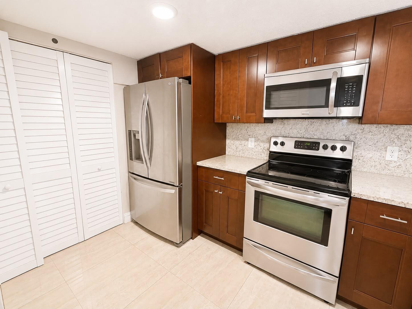 5045 Wiles Road 105