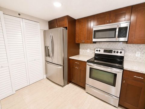 Tiny photo for 5045 Wiles Road #105, Coconut Creek, FL 33073 (MLS # B26046011)