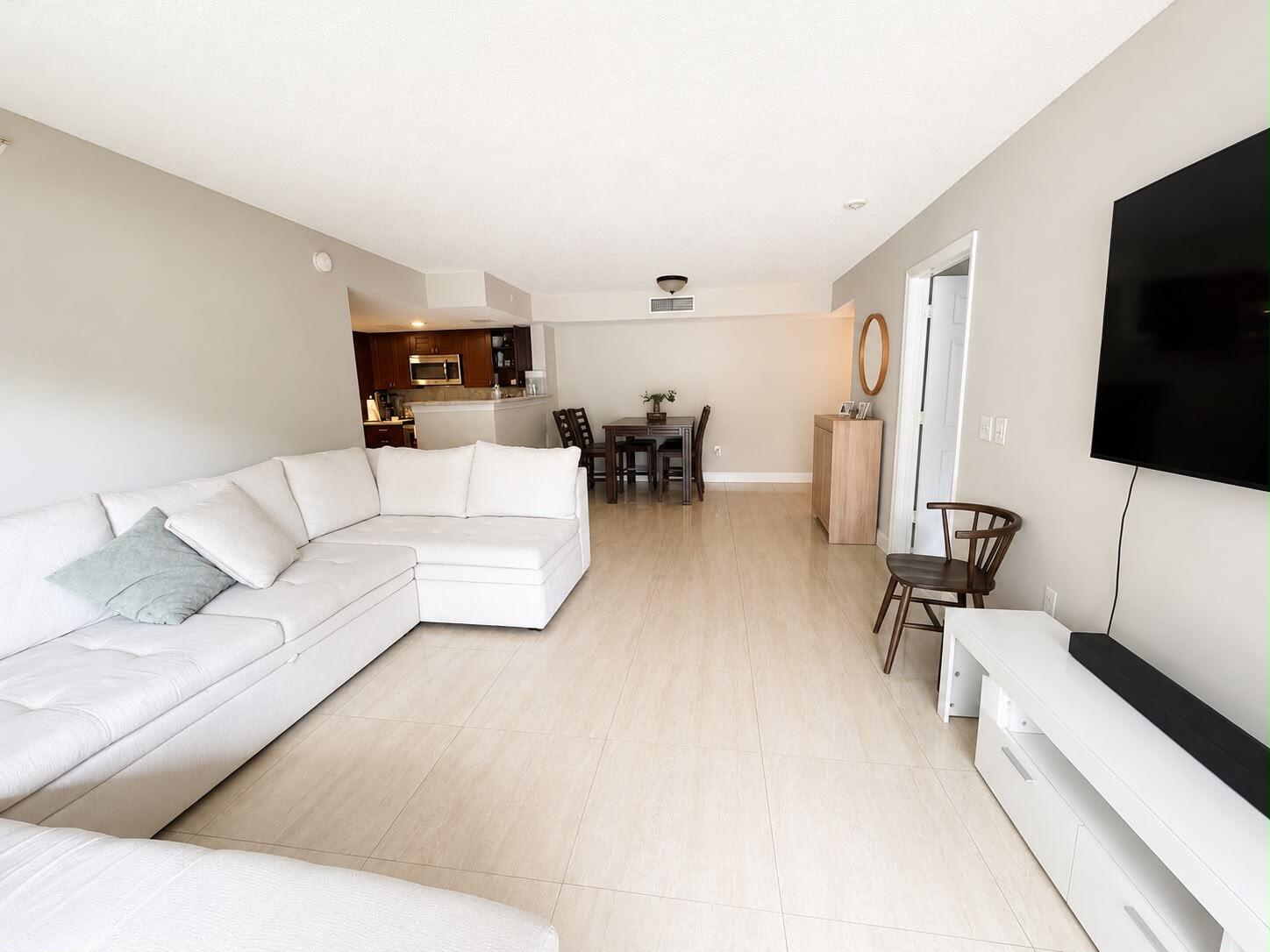 5045 Wiles Road 105