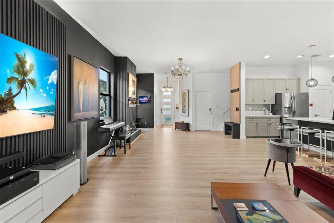 WHISPERING OAKS - Residential Lease