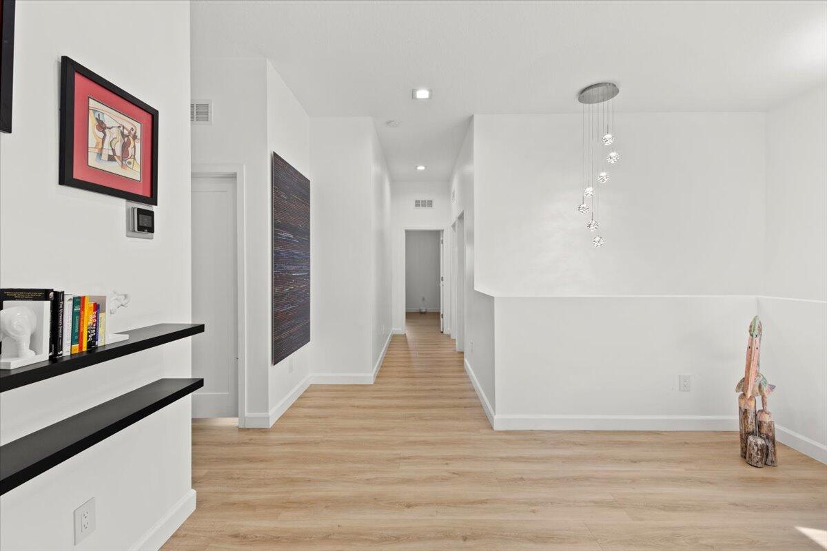 WHISPERING OAKS - Residential Lease