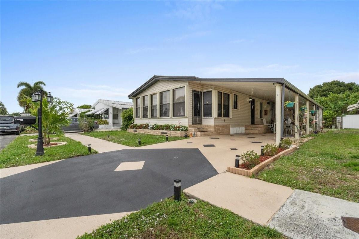 HIGHLAND MEADOWS ESTATES WEST - Residential