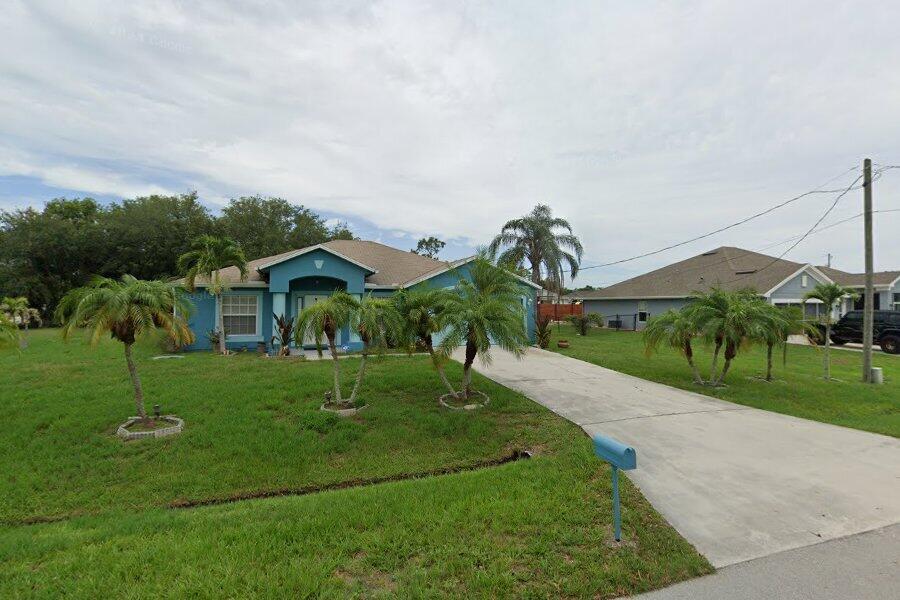 PORT ST LUCIE SECTION 48 1ST REPLAT - Residential