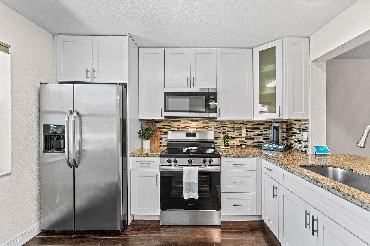 4225 Carambola Circle S 26108