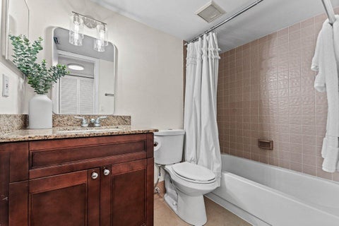 Tiny photo for 4225 Carambola Circle S #26108, Coconut Creek, FL 33066 (MLS # B26088910)