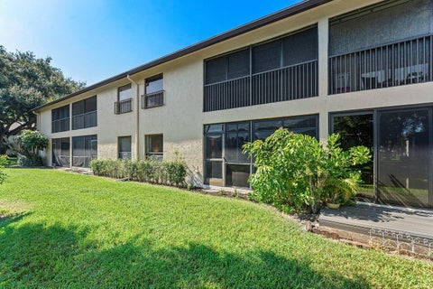 Tiny photo for 4225 Carambola Circle S #26108, Coconut Creek, FL 33066 (MLS # B26088910)