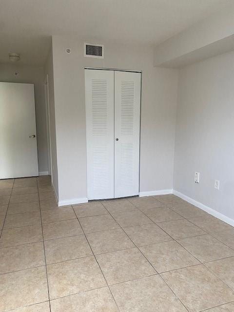 SAN LORENZO CONDO - Residential Lease