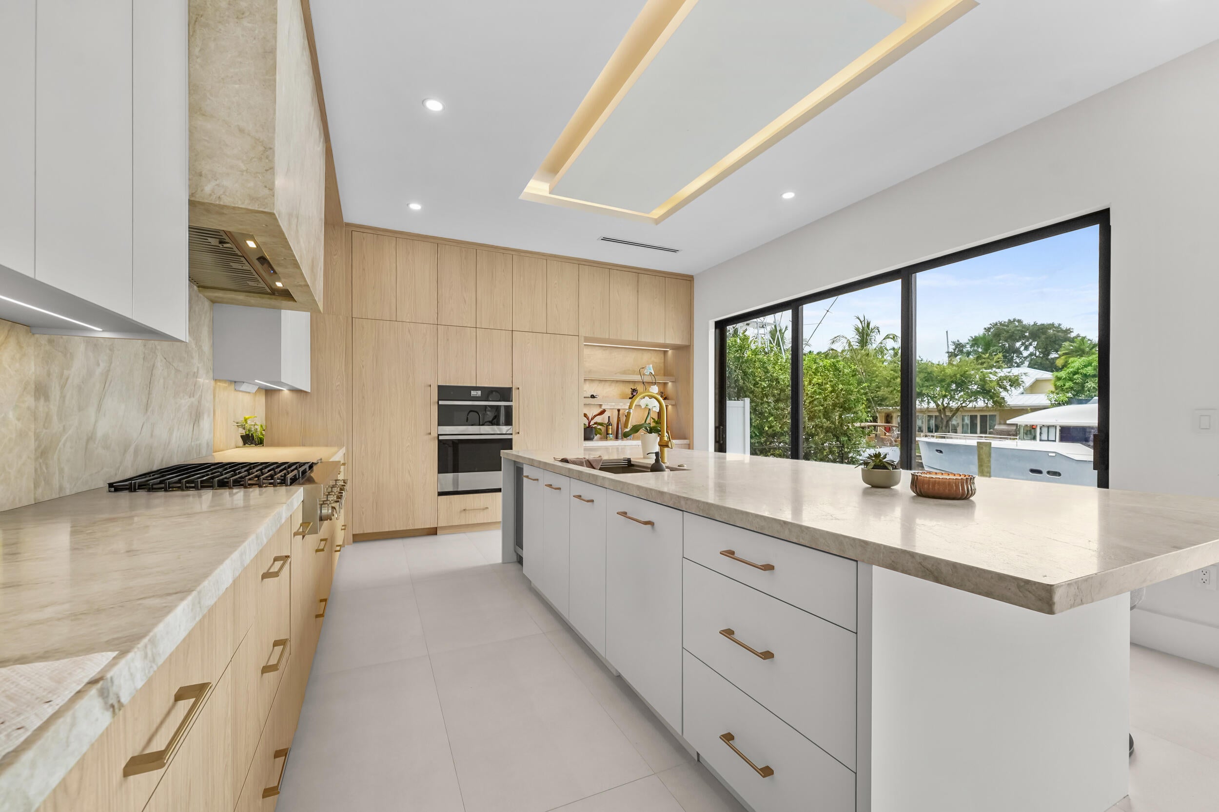 1317 TANGELO Isle