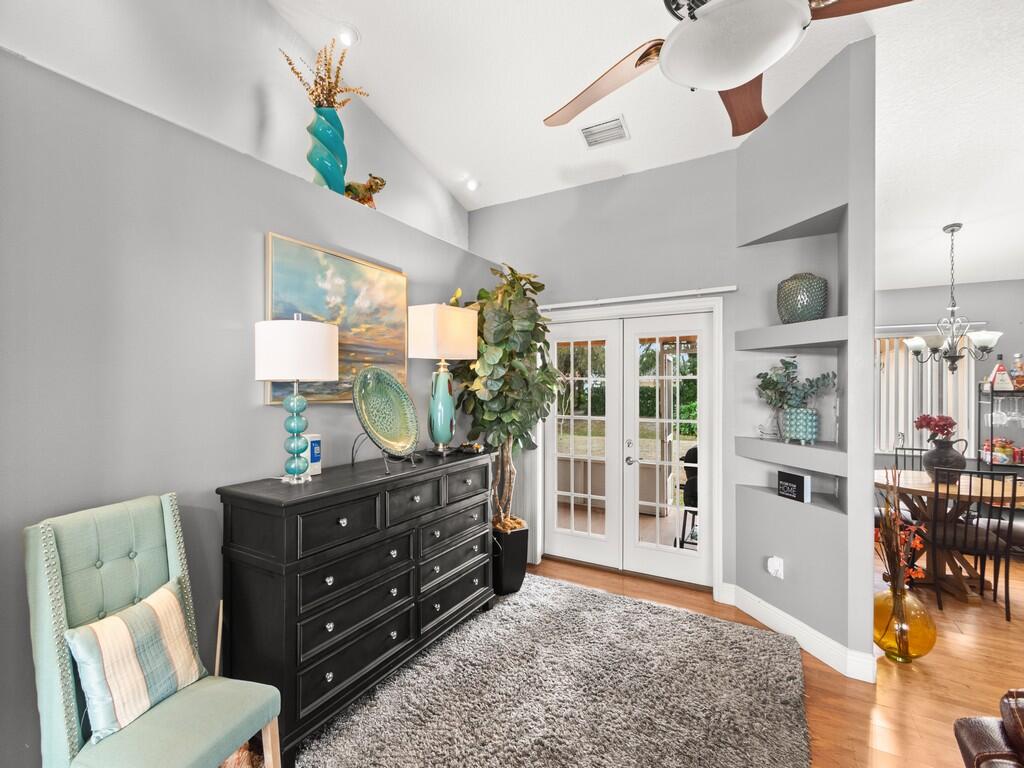 SEBASTIAN HIGHLANDS UNIT 17 - Residential