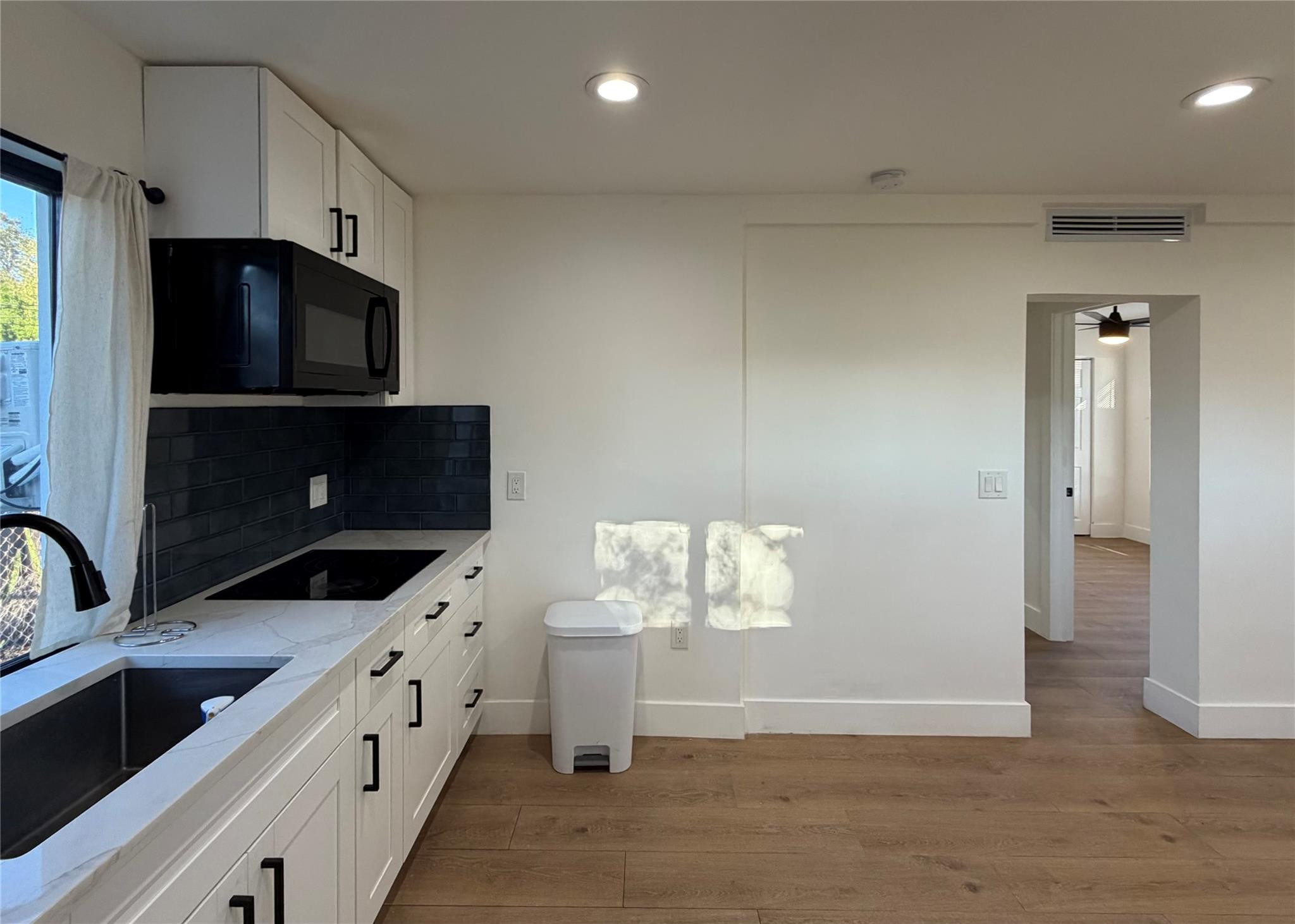 Lake Worth Town Add 01 - Residential Lease