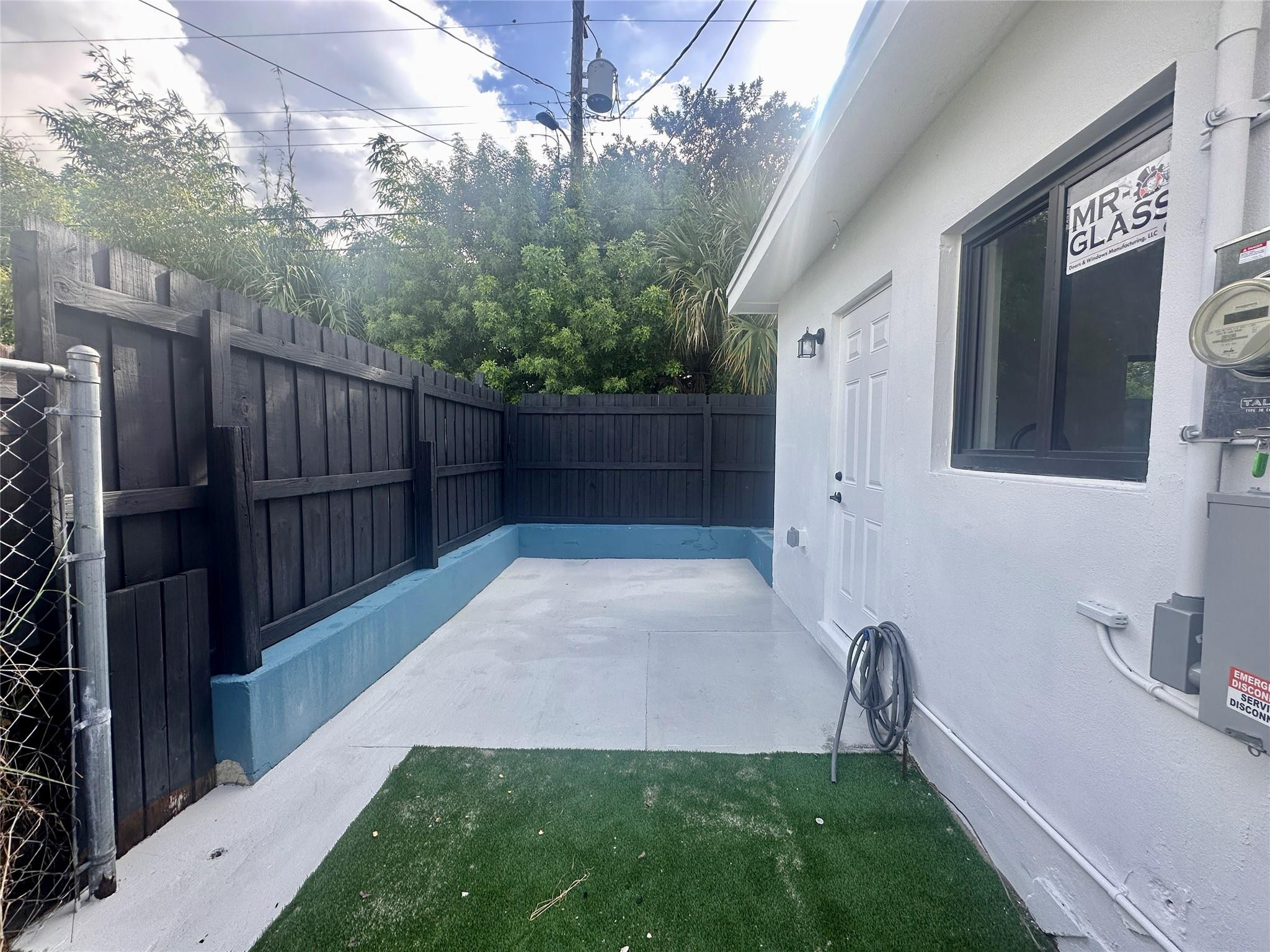 Lake Worth Town Add 01 - Residential Lease