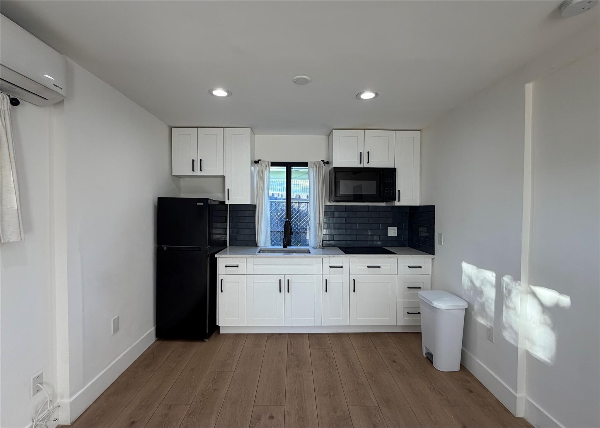 Lake Worth Town Add 01 - Residential Lease