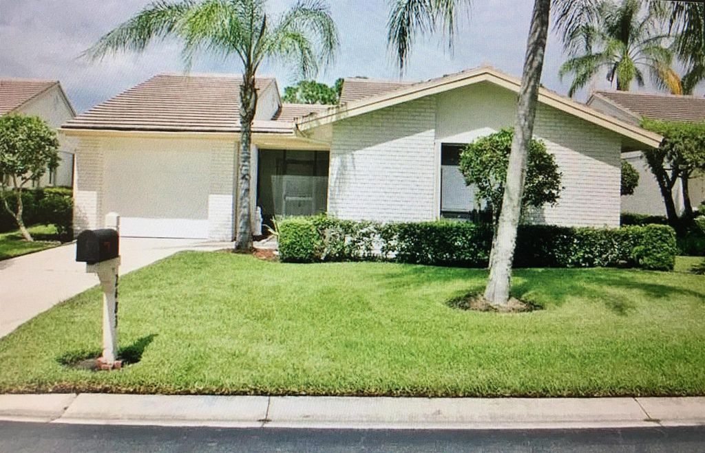 Photo of 2483 SW Egret Pond Circle, Palm City, FL 34990 (MLS # R10964600)