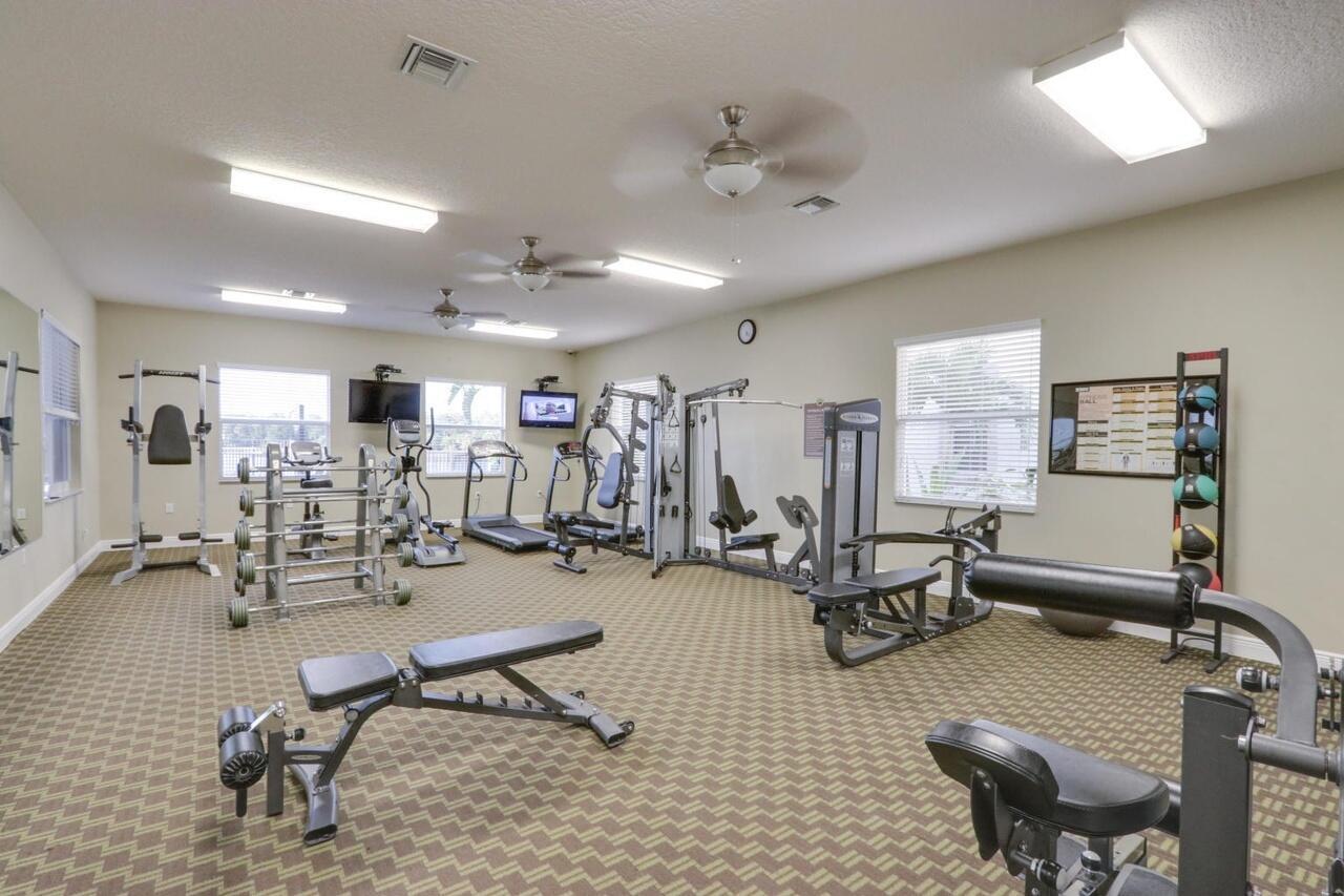 Oakton Preserve - Residential