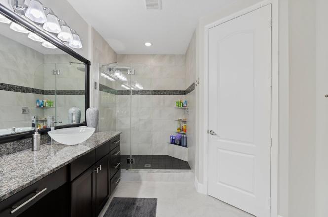 Oakton Preserve - Residential