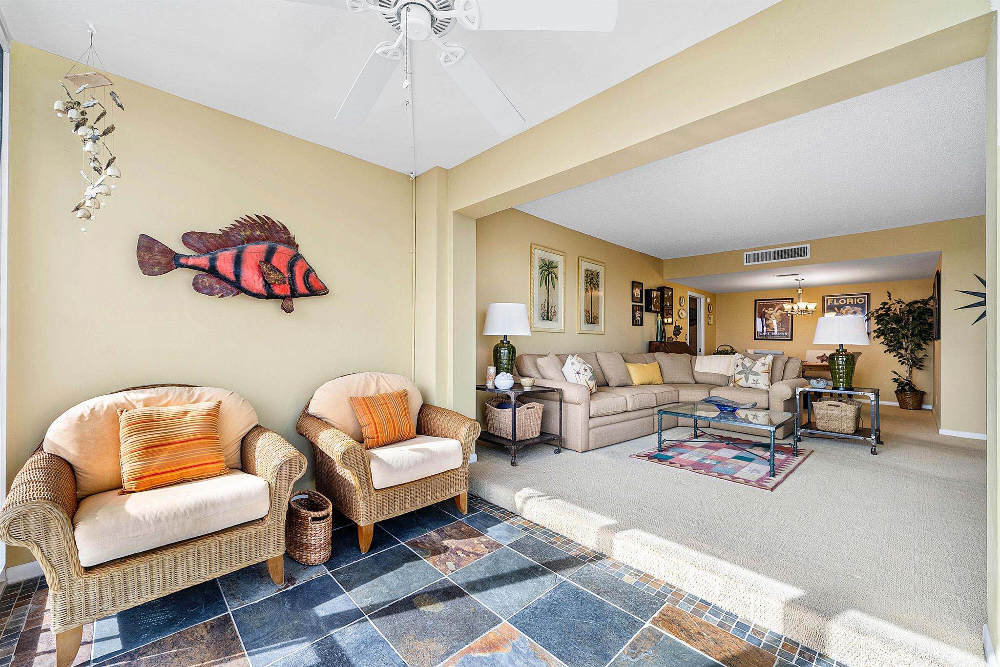 555 SE 6th Avenue 11e