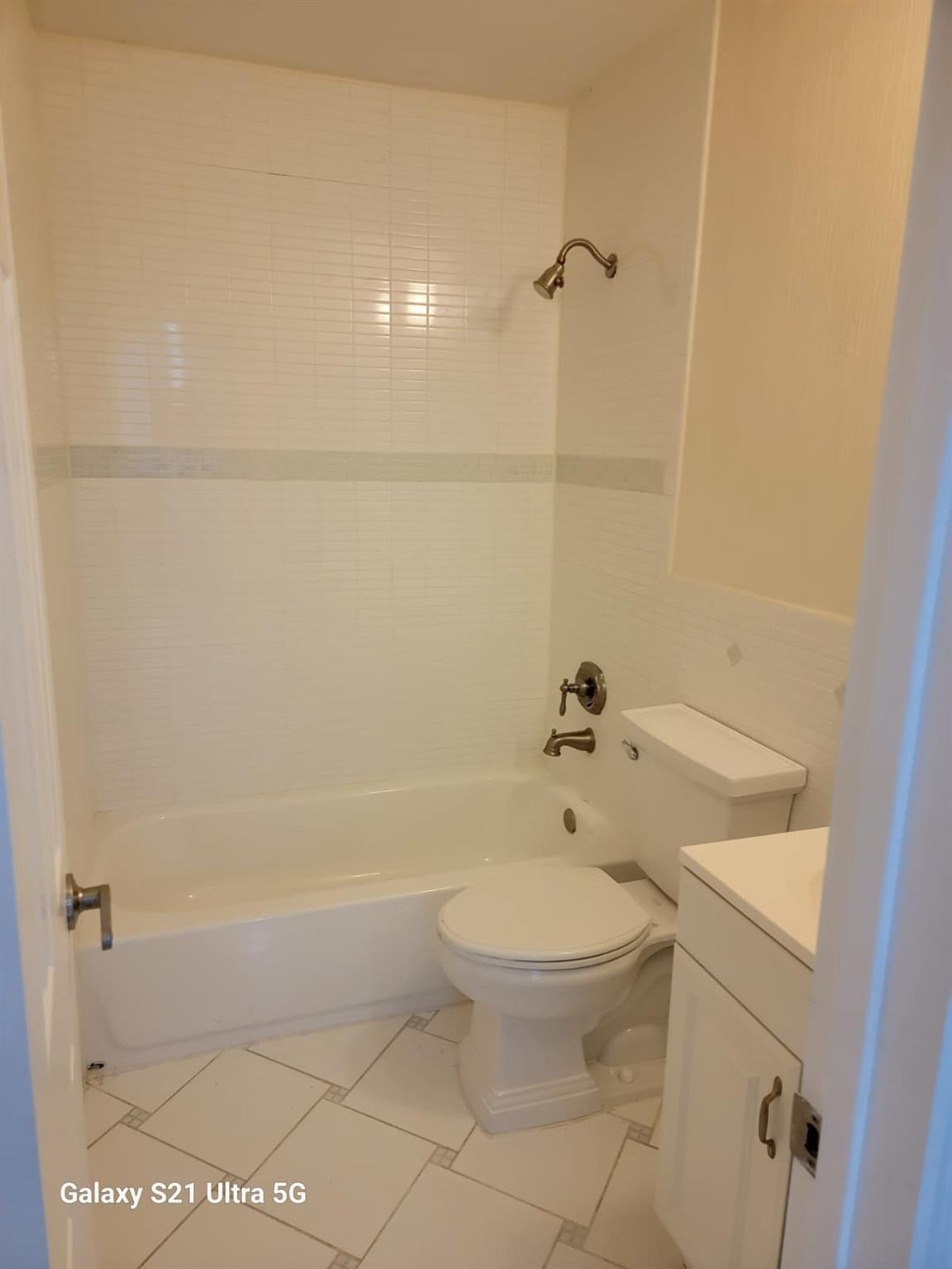 MAPLELEAF PATIO VILLAS AT - Residential Lease