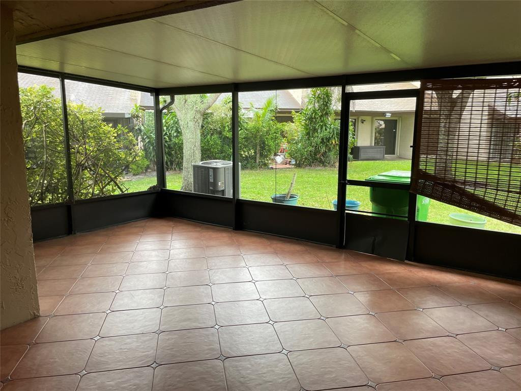 MAPLELEAF PATIO VILLAS AT - Residential Lease